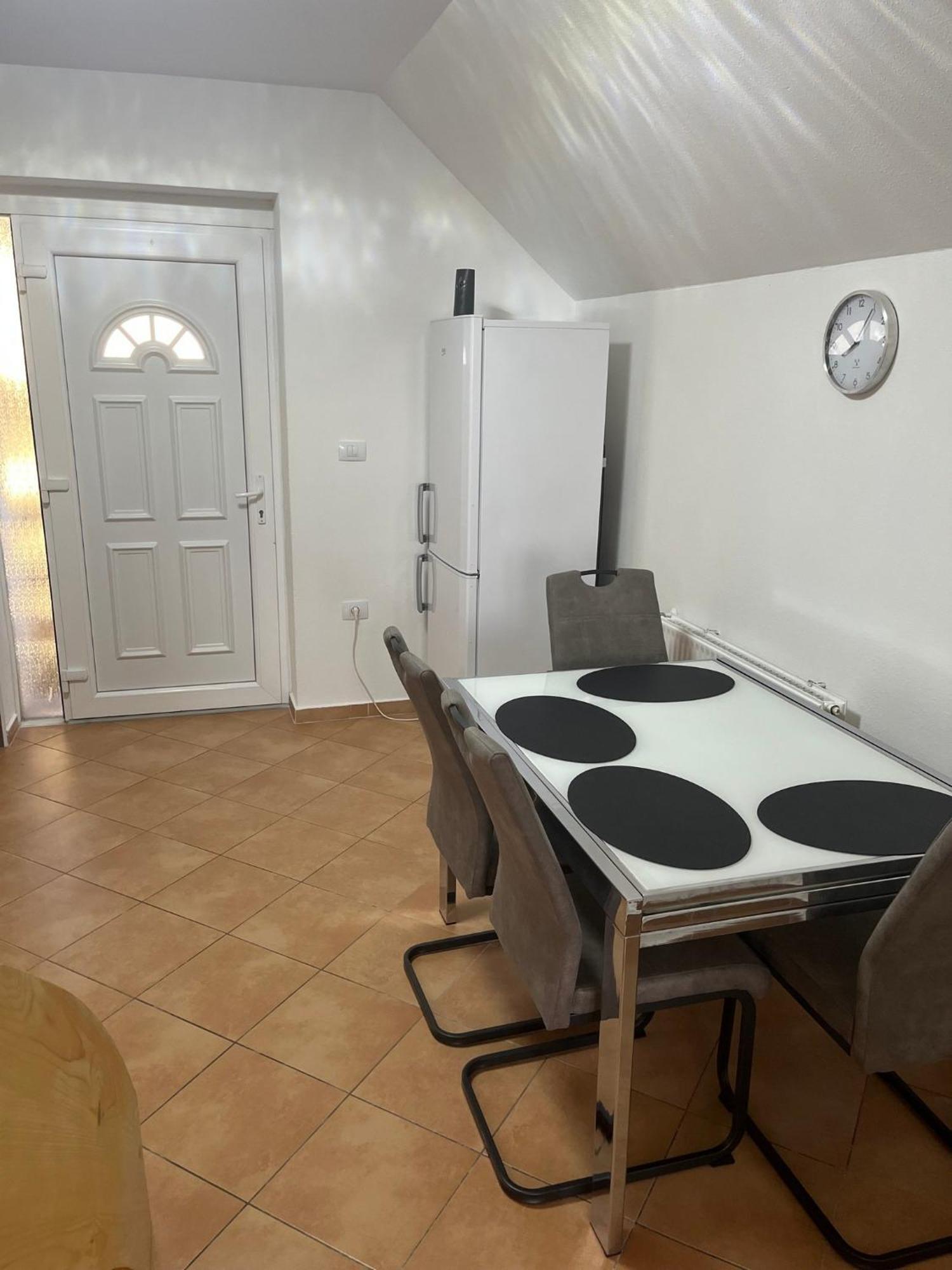 Apartment Malivojevic